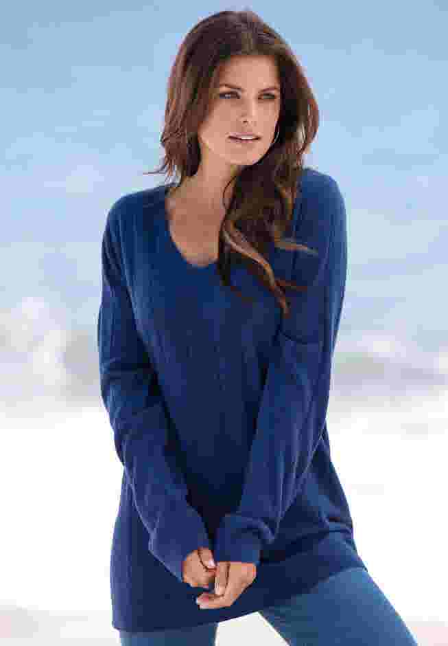 Plus Size Drop Needle V-Neck Lightweight Sweater Knit image number 3