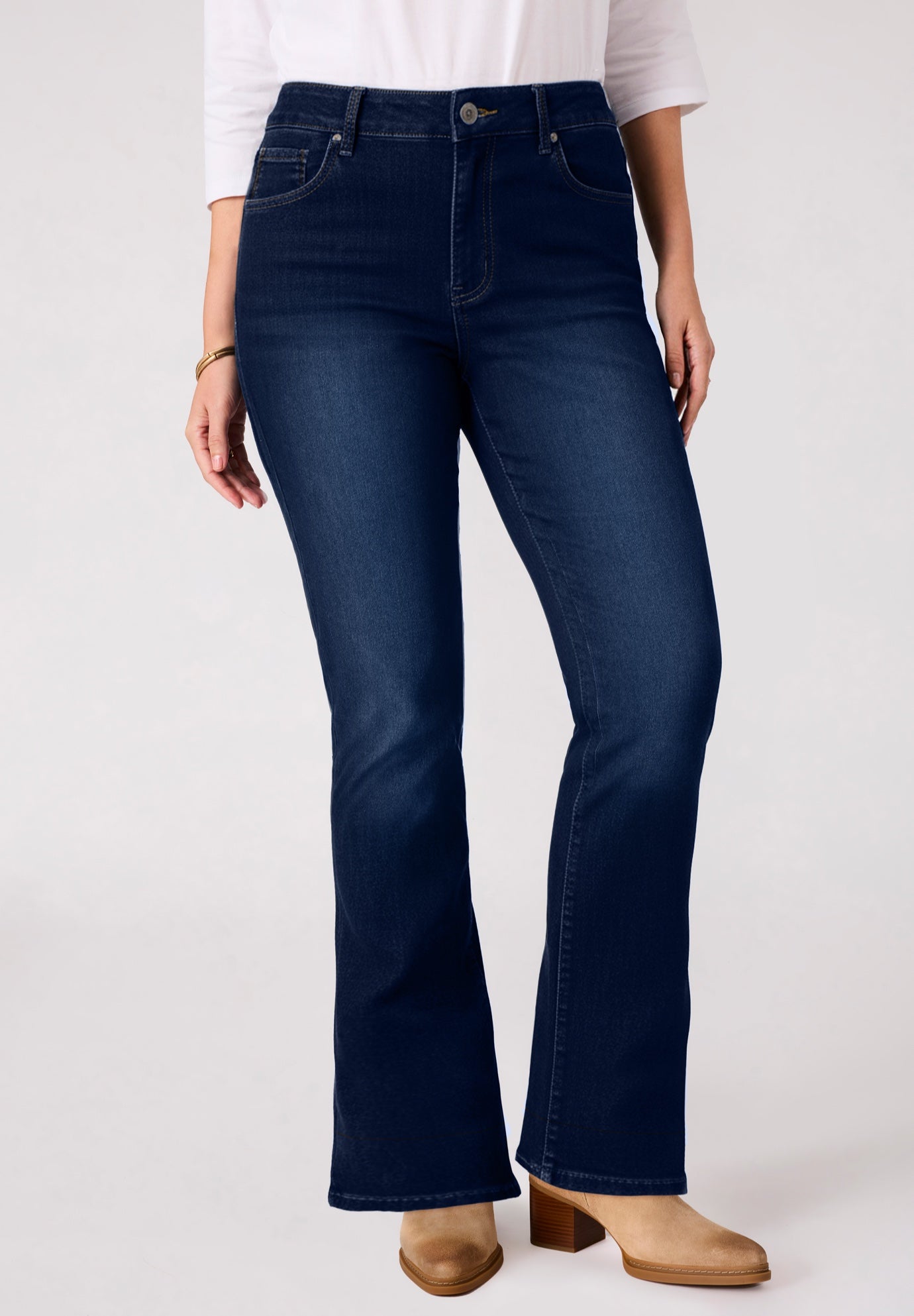 Bootcut Clean Jeans image number 0