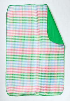  Foldable Outdoor Blanket