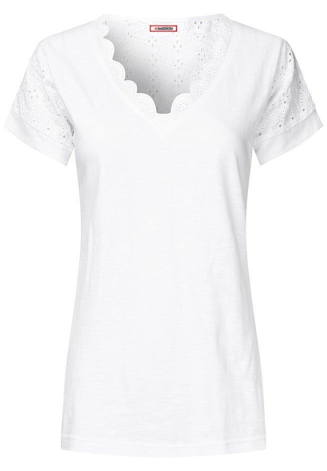 Eyelet V-neck Tee image number 3