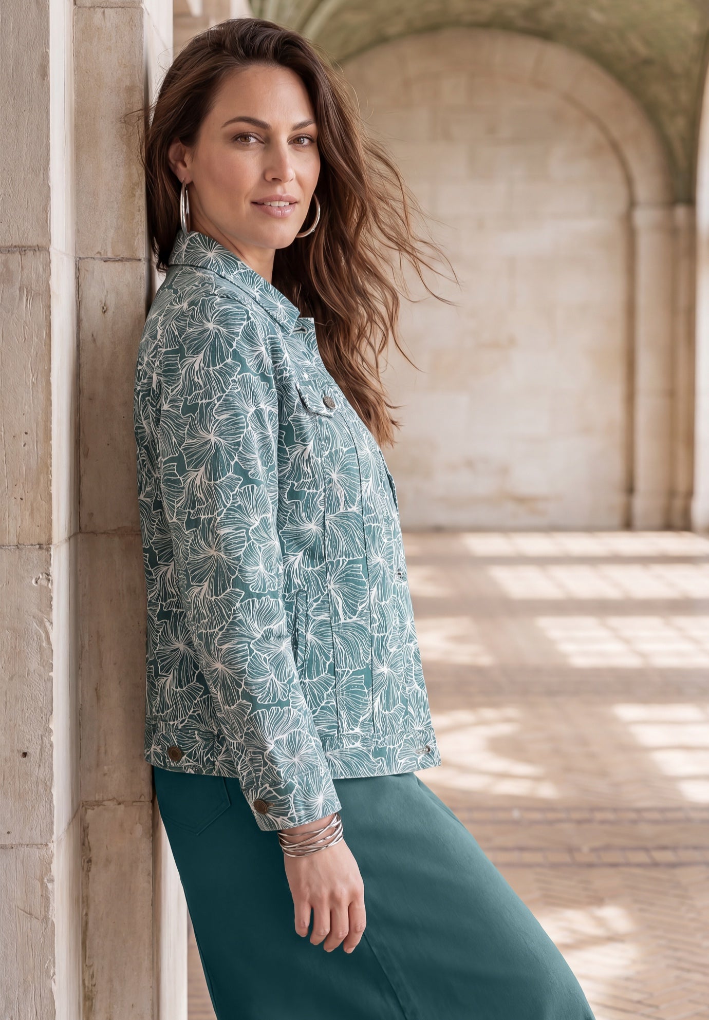 Classic Cotton Denim Jacket image number 2