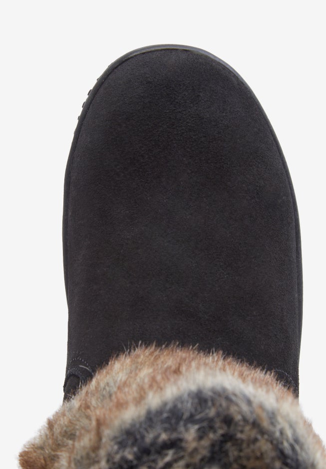 Everett Water Resistant Slip On Boot image number 4