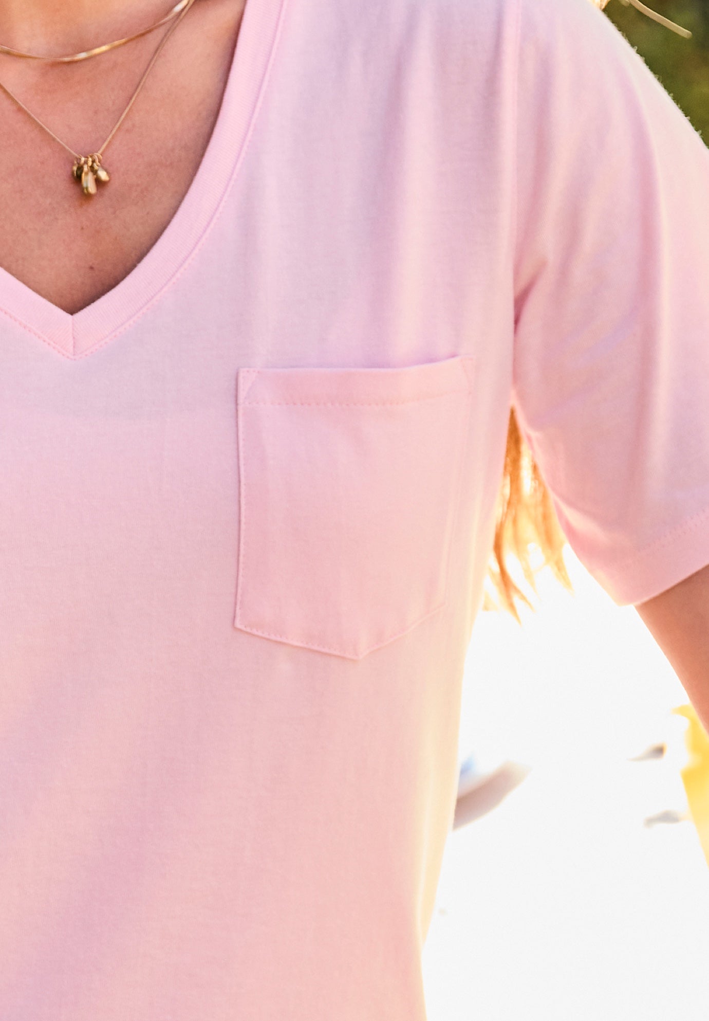 Perfect V-neck Pocket Tee image number 3