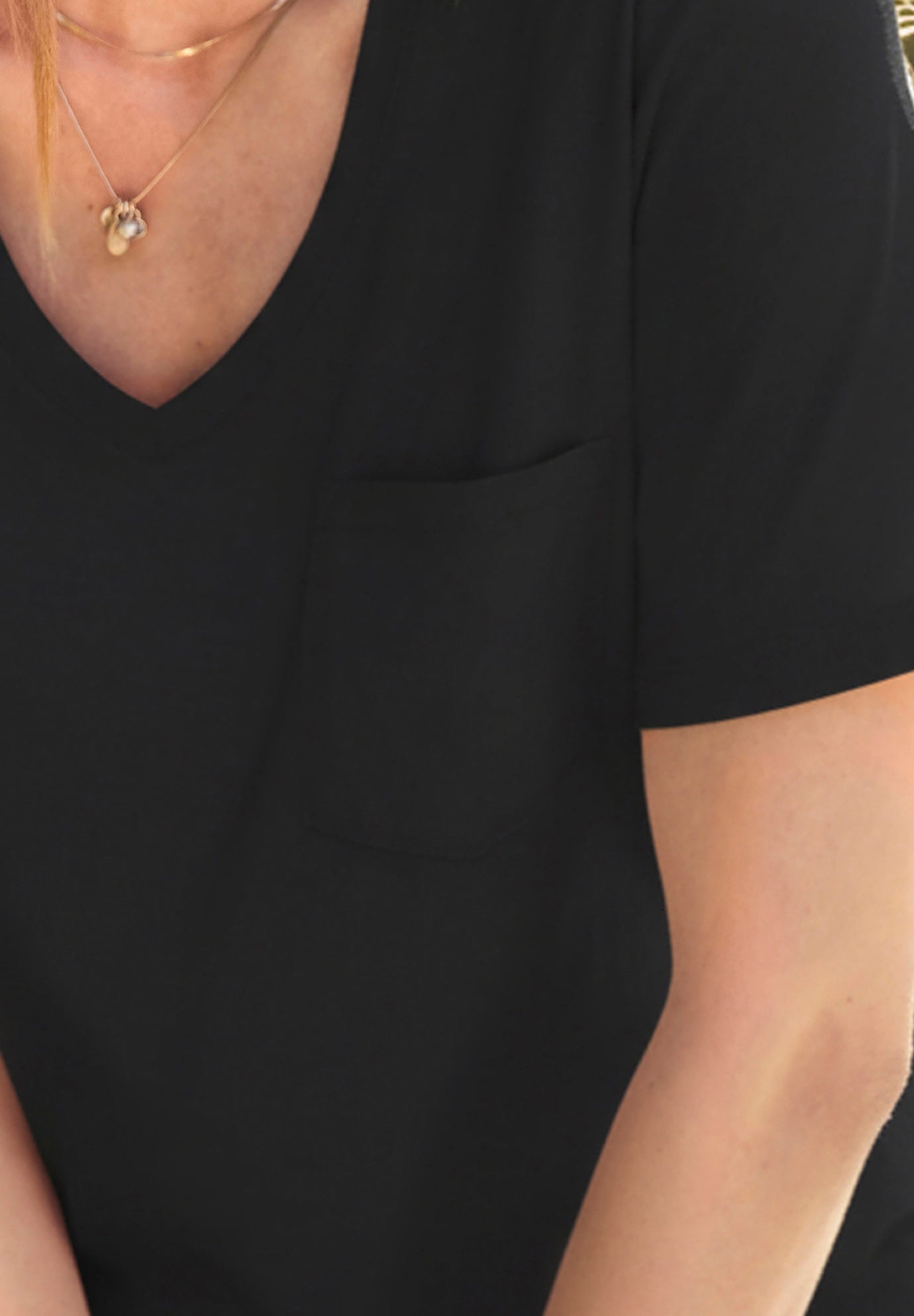 Perfect V-neck Pocket Tee image number 2