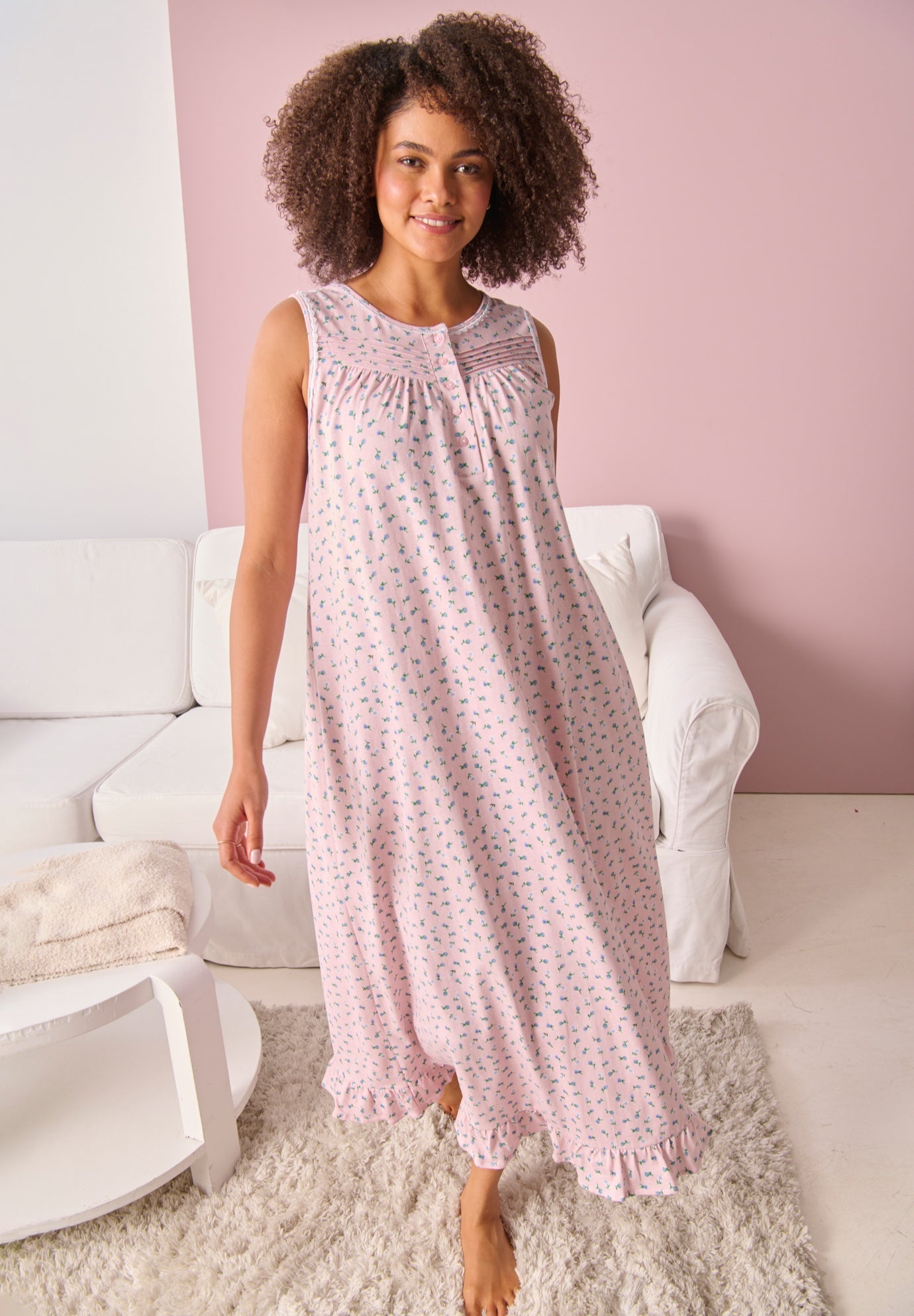 Rosebud Gown image number 4