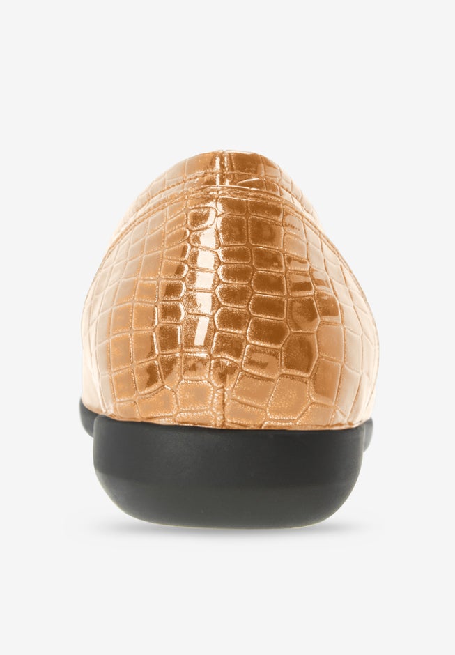 The Leisa Slip On Flat image number 2