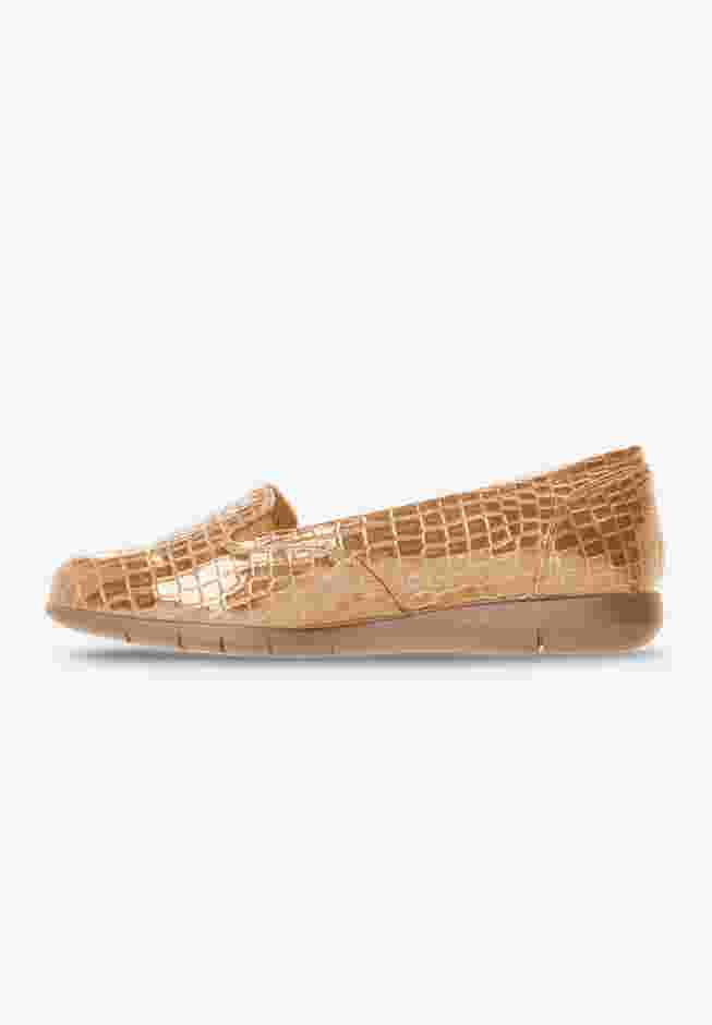 The Leisa Slip On Flat image number 3