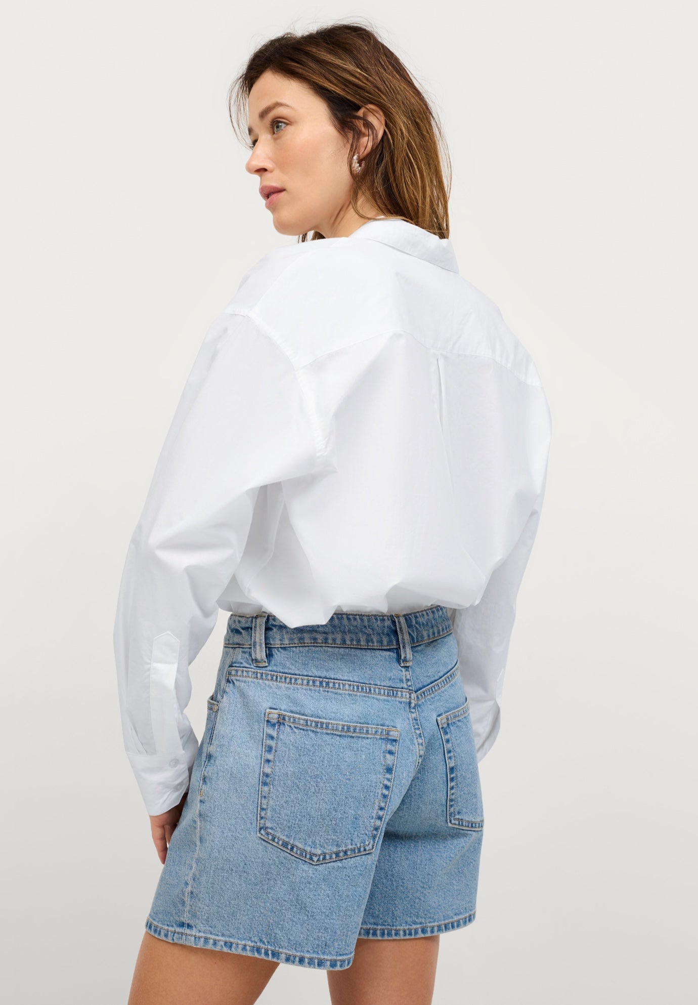 Denim 5-pocket Relaxed &ldquo;mom" Shorts image number 1