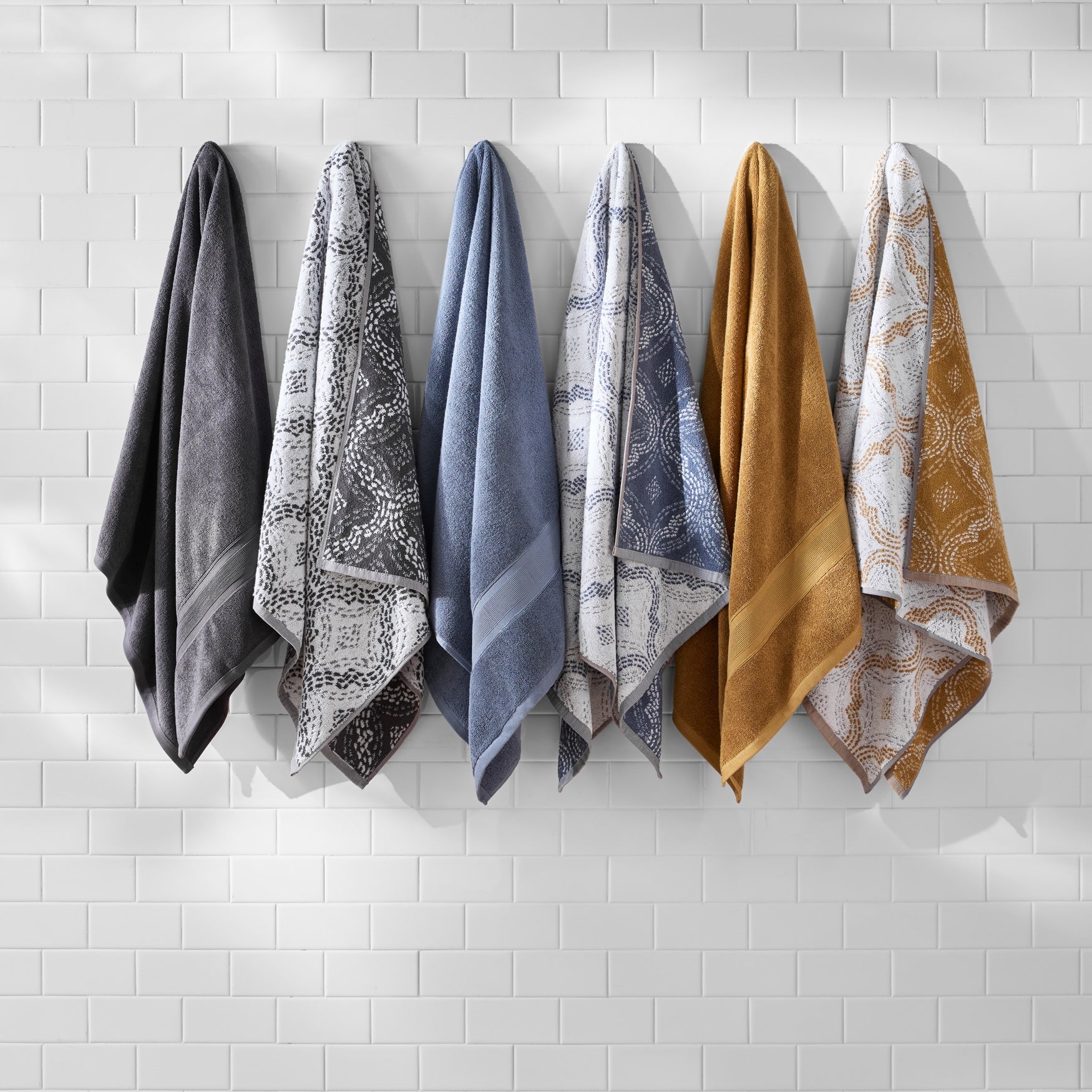 BH Studio Scroll Towel 6-Piece Set image number 1