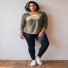 Signature 3/4 Sleeve V-Neck Tee image number null