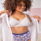 Leading Lady&reg; Soft Support Cotton Wireless Bra image number 3