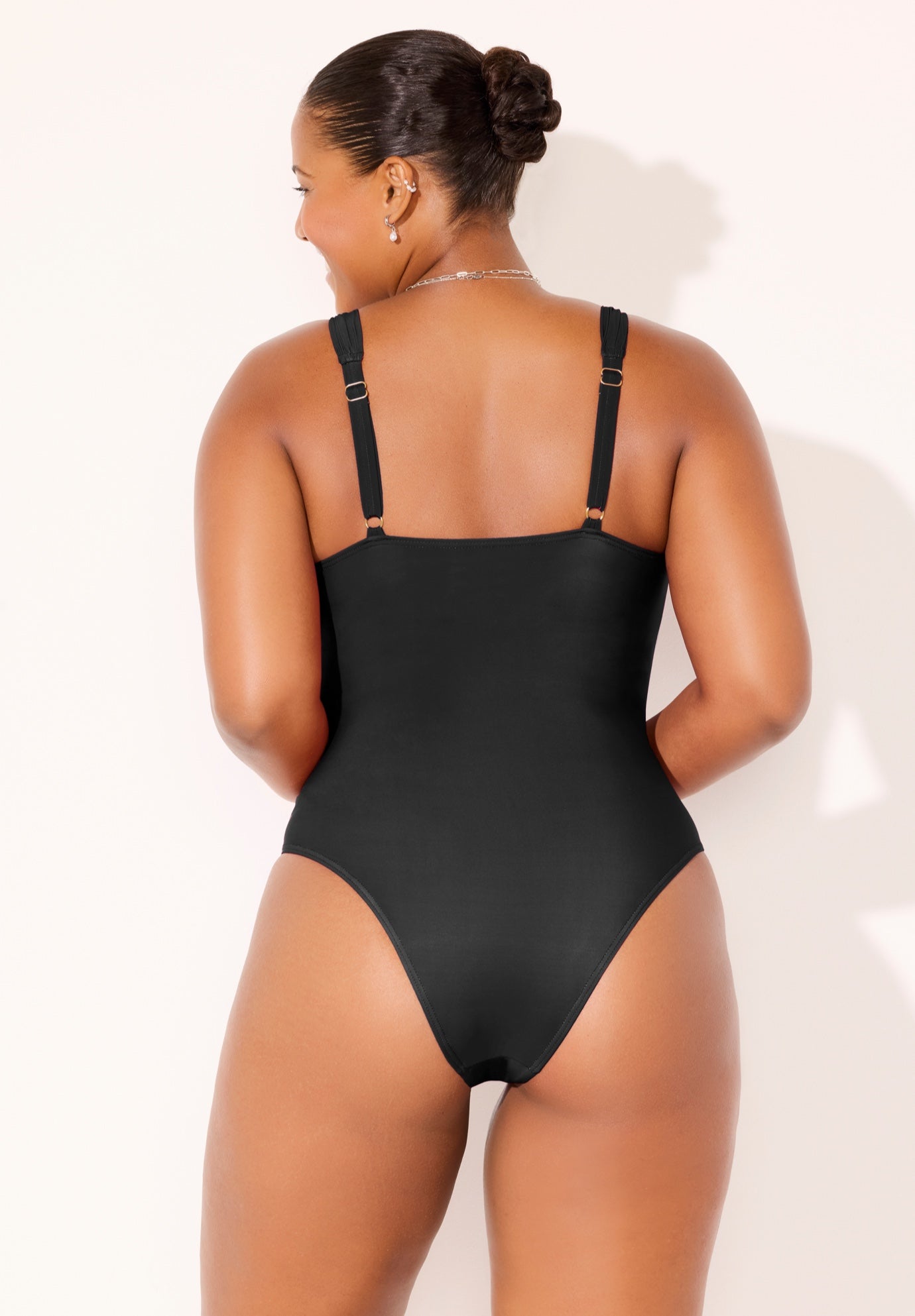 Lightweight Underwire One Piece Swimsuit image number 1
