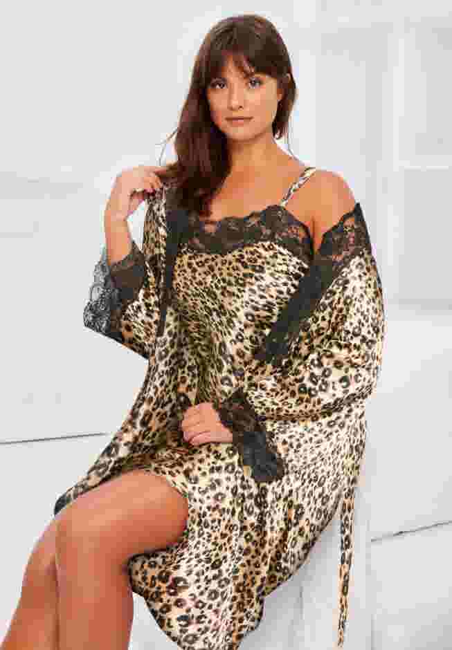 The Luxe Satin Short Peignoir Set image number 0
