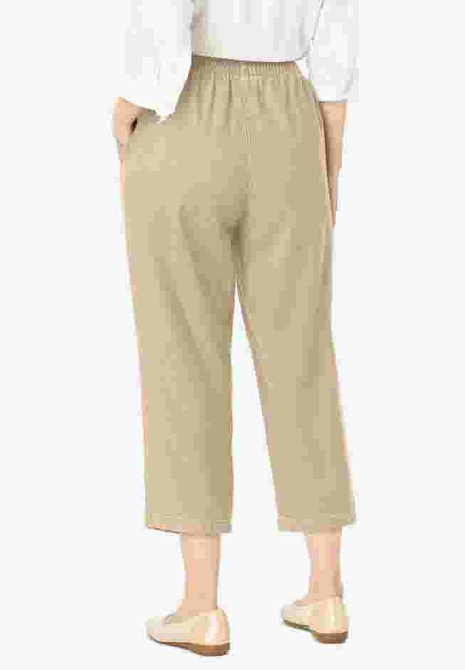 7-Day Elastic-Waist Pull-On Cotton Denim Capri Jeans image number 1