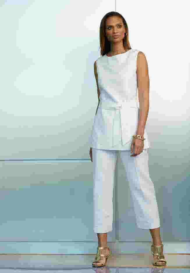 2-Piece Linen Capri Set image number 4