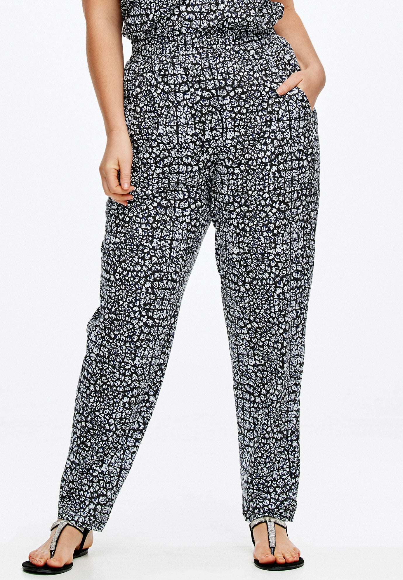 old navy elastic waist pants